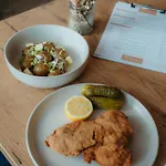 A Restaurace Vtelenka Гостевой дом *