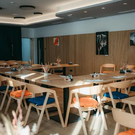 Гостевой дом A Restaurace Vtelenka *