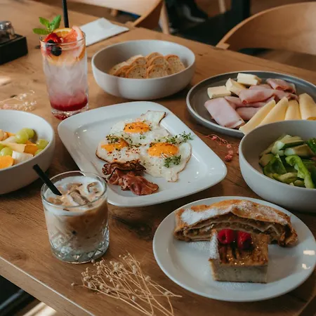 A Restaurace Vtelenka Гостевой дом *