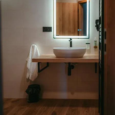Pensjonat A Restaurace Vtelenka *